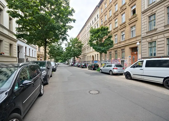 Apartment Quiet Courtyard *
